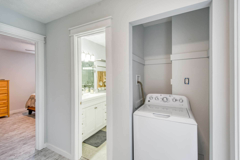 Bathroom 5, Davis Shores, Saint Johns