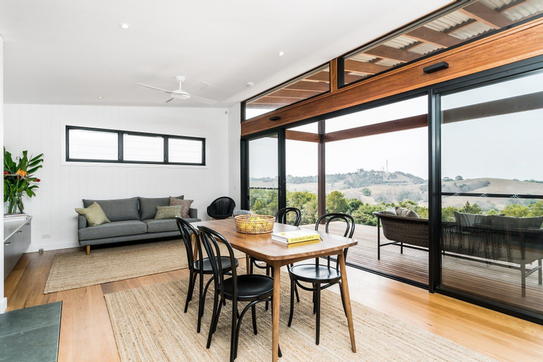 Dining Room 1, Your Luxury Escape - Carinya Cottages 5, Byron