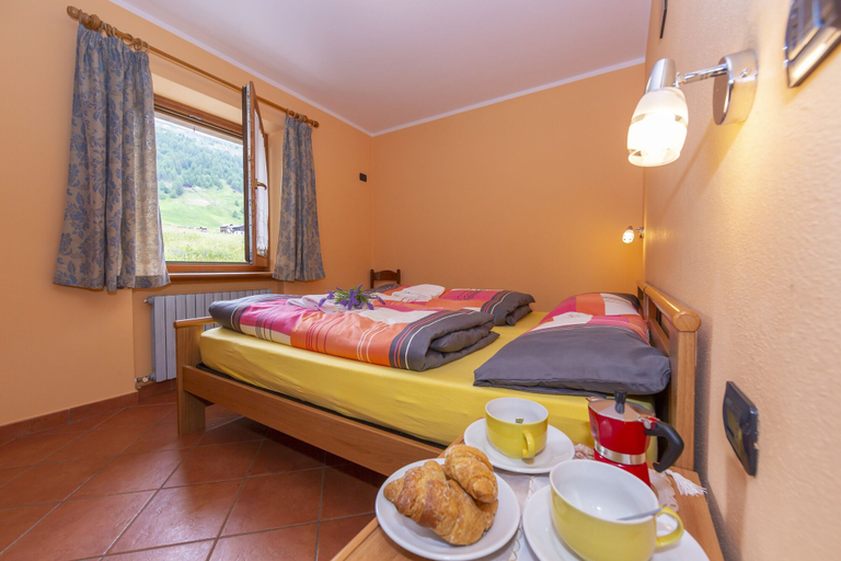 Bedroom 2, Chalet Stella Alpina, Sondrio