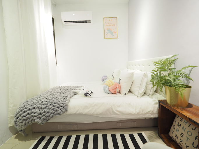 Bedroom 4, luxury Linguang MRT station, Taipei City