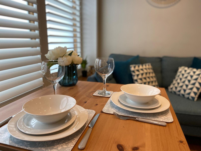 Others 5, Luxurious 1 bedroom apartment, Reading