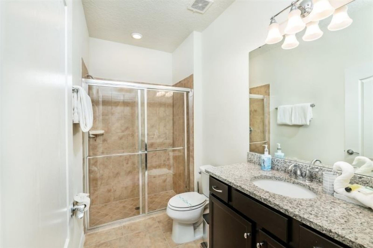 Bathroom 4, 4634sr 5 Bedroom Townhouse, Polk