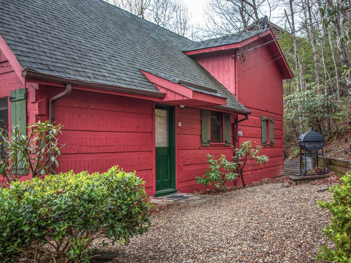 Exterior & Views 2, Mountain Rose, Sevier