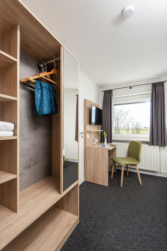 Bedroom 2, Hotel & Restaurant Klanxbüller Stuben, Nordfriesland