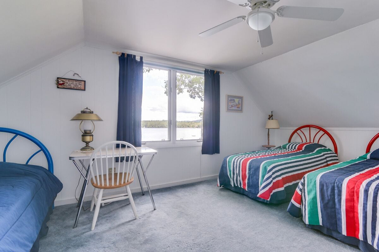 Bedroom 3, Lake Winnipesaukee - Waterfront - 375, Carroll