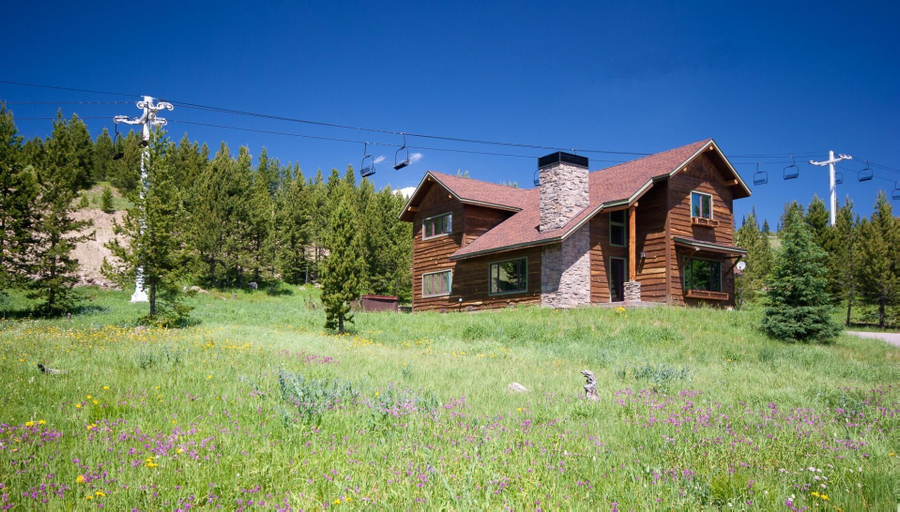 Exterior & Views 2, Twin Lift Lodge, Madison
