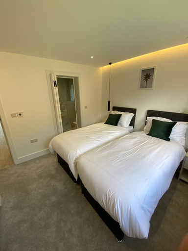 Bedroom 2, Amazing 2 Bed 2 Bath Flat, West Berkshire