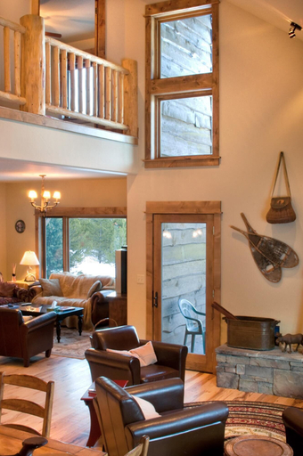 Public Area 4, Twin Lift Lodge, Madison