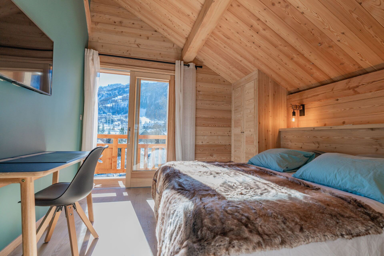Bedroom 3, Chalet Le Lorgnon, Hautes-Alpes