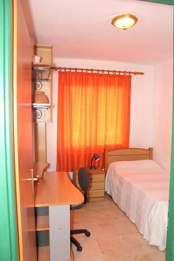 Bedroom 2, Seaview Apartment in Santa Cruz de Tenerife with Pool, Santa Cruz de Tenerife
