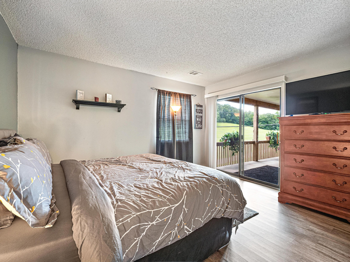 Bedroom 3, Table Rock Escape at Pointe Royale, Taney