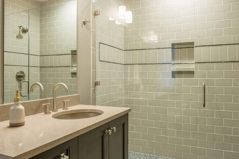 Bathroom 3, Hunts View, Madison