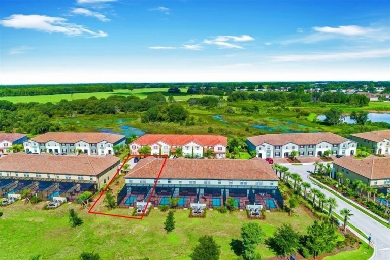 Exterior & Views 2, 4634sr 5 Bedroom Townhouse, Polk