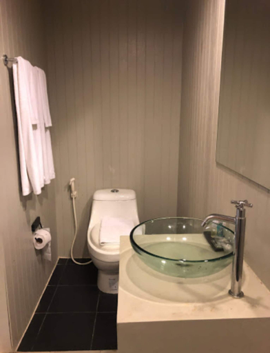 Bathroom 5, Hotel October, Pulau Phuket