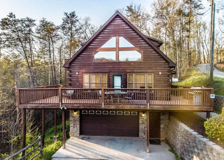 Exterior & Views 2, Birchwood Lodge, Sevier
