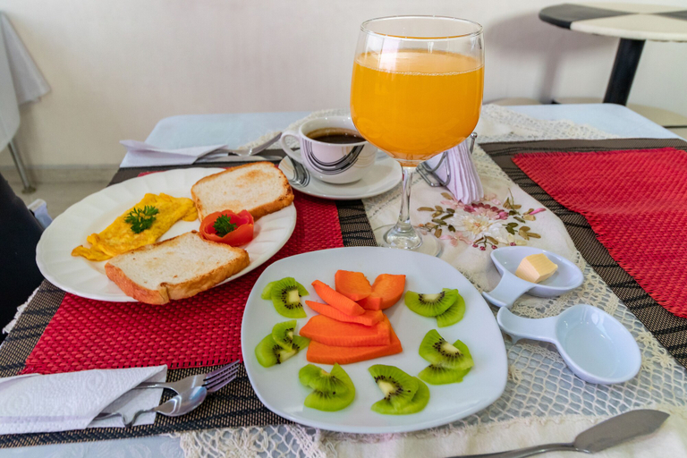 Food & Drinks, Hotel Titan JJ, Santafé de Bogotá