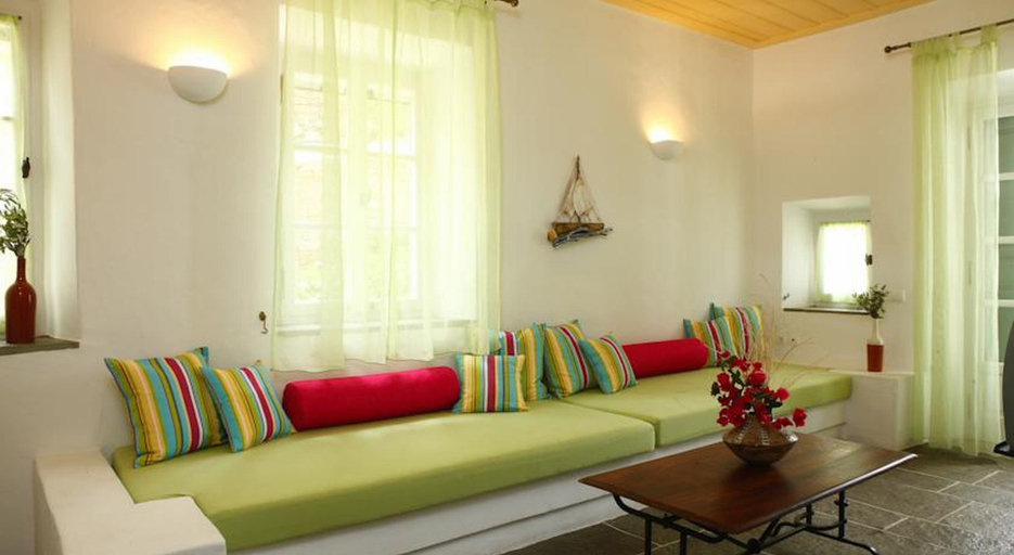 Public Area 3, Niriedes Hotel, South Aegean