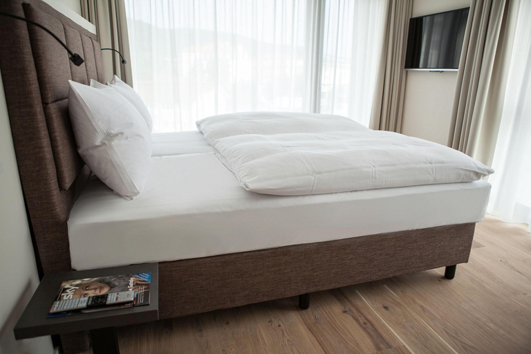 Bedroom 2, SUYTES Business Studios, Heidelberg