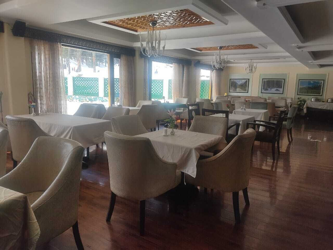 Food & Drinks 3, Grand Mumtaz Gulmarg, Baramulla