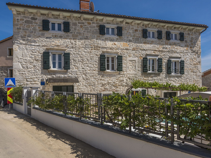 Exterior & Views, Stone house with private pool for 10 people, near Porec, Poreč