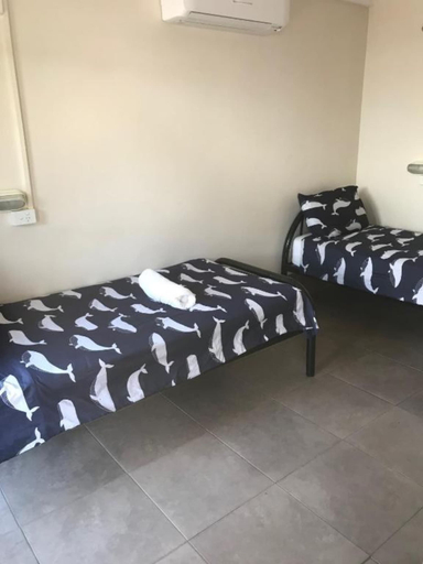 Bedroom 4, Flashpackers Hervey Bay, Hervey Bay - Pt A