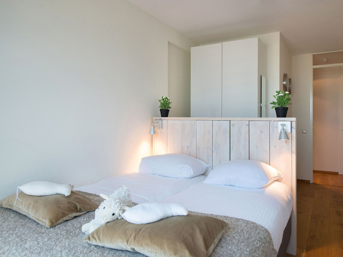 Bedroom 2, Spacious modern apartment in Scheveningen, Den Haag
