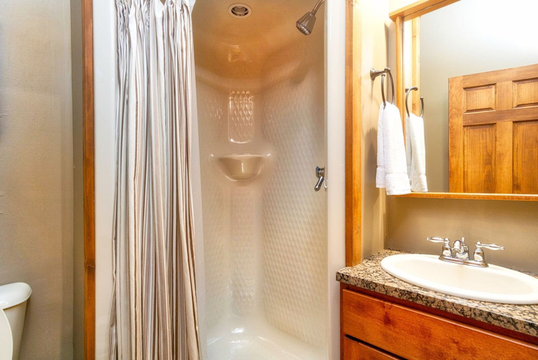 Bathroom 4, Shays Landing by Casago, Pocahontas