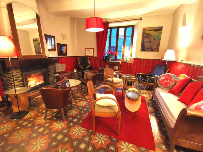 Public Area, Logis Auberge la Barguillere, Ariège