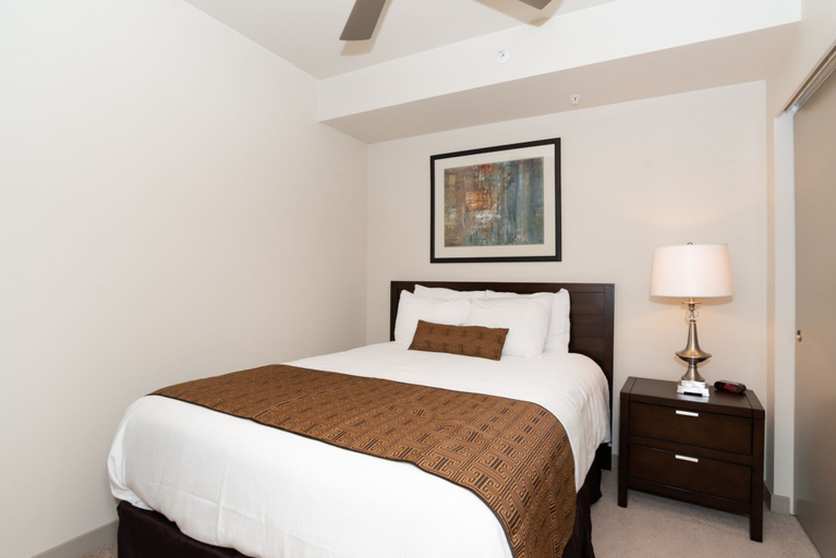 Bedroom, Luxurious Pike and Pine Seattle Stays, Seattle