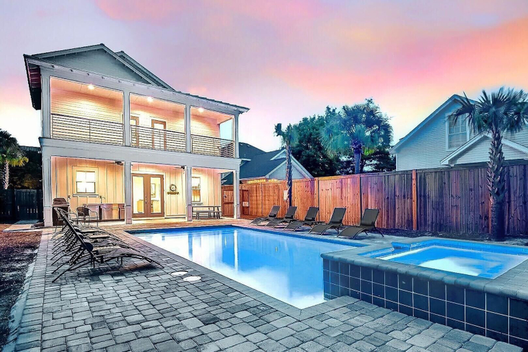 Sport & Beauty 1, Lyle - Beach Getaway w Pool & Balcony Views, Okaloosa