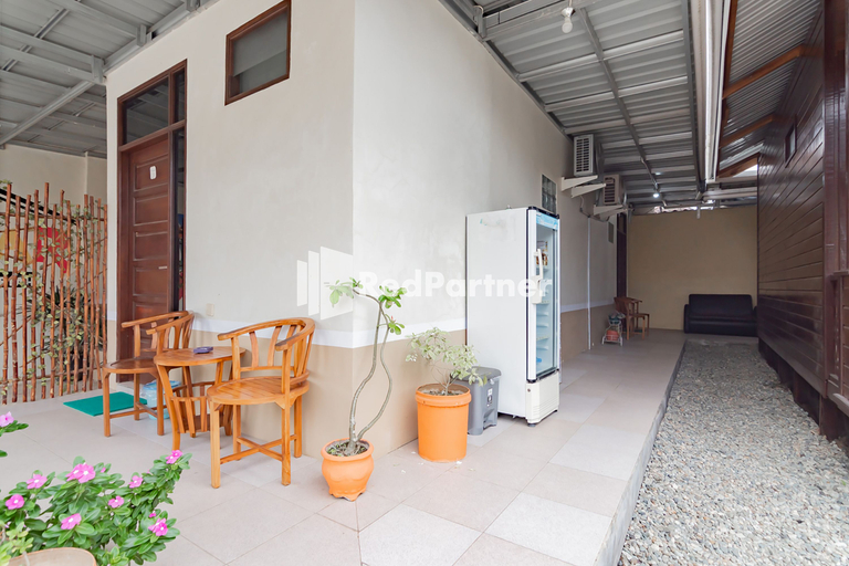 Others 4, Langkar Guest House Syariah Mitra RedDoorz, Samarinda