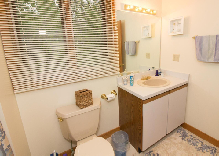 Bathroom 4, Lake Winnipesaukee - Beach Access - 230, Belknap