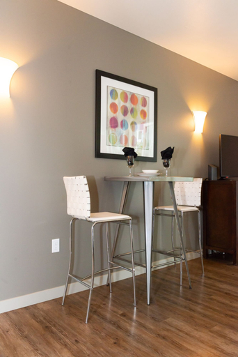 Others 5, Luxurious Pike and Pine Seattle Stays, Seattle