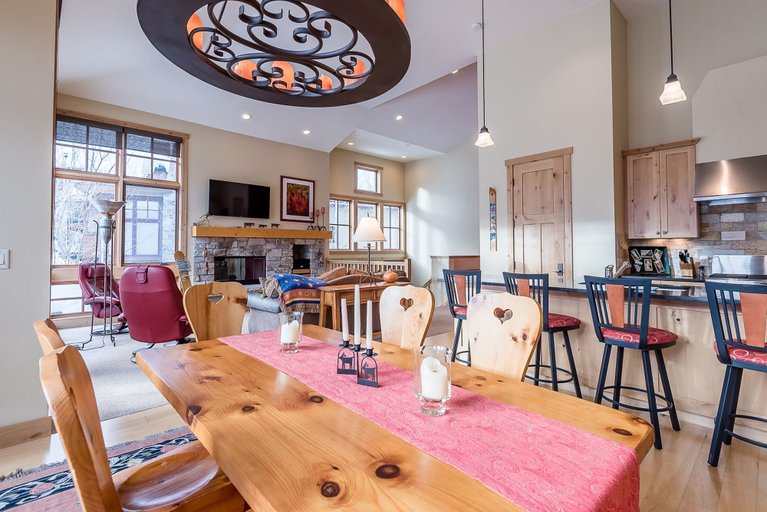 Food & Drinks, Angani Way Townhome 102 by Alpine Lodging Sun Valley, Blaine