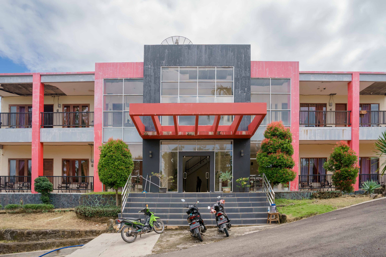 Exterior & Views 2, Wisma Belerang Kalianda Mitra RedDoorz, South Lampung