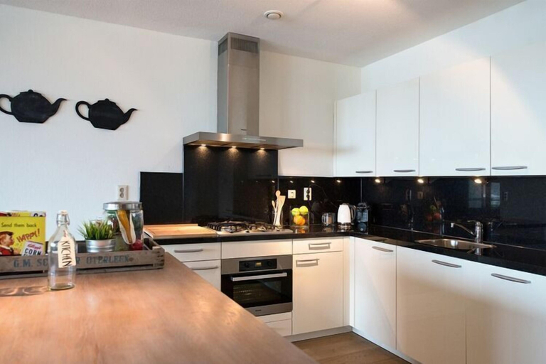 Others 5, Apartment in Den Haag with Sea View, The Hague