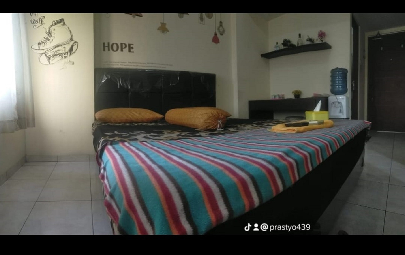 Bedroom 2, AY.P Room at Apartemen Margonda Residence 1 & 2, Depok