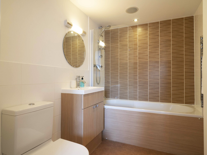 Bathroom 3, Adelaide Place, Kent