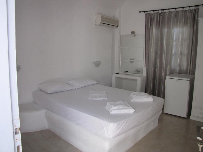 Bedroom 3, Villa Garden, South Aegean