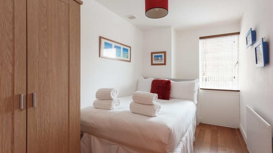 Bedroom 3, Poole Apartment, Poole