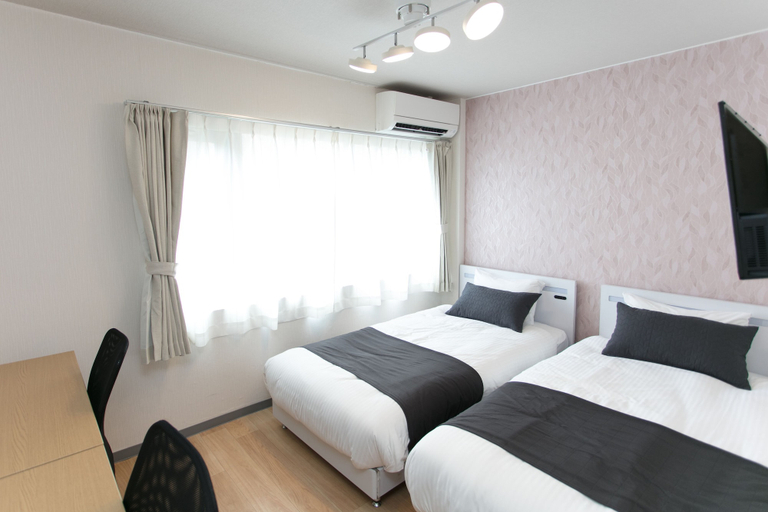 Bedroom 1, New Port Business Hotel MNP, Miyakojima