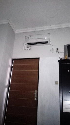 Others 3, Kost Backpacker, Surabaya