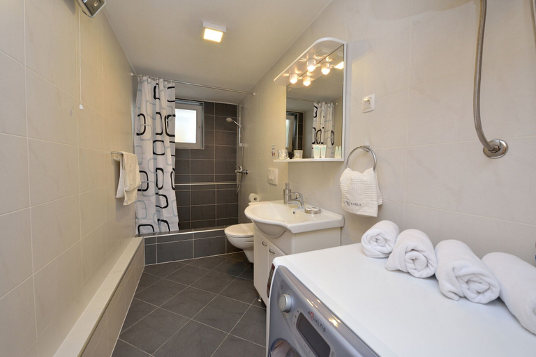Bathroom 4, Villa Karla, Zadar