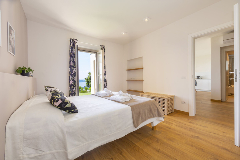 Bedroom 3, La Mascarana, Novara