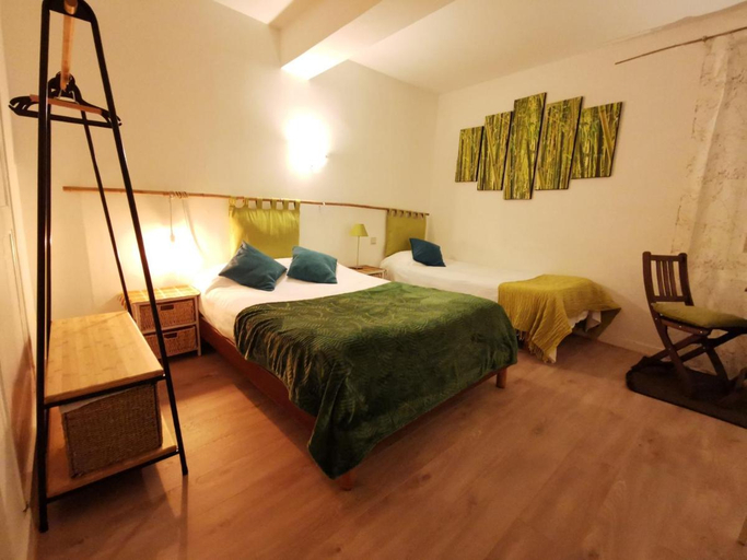 Bedroom 3, Logis Auberge la Barguillere, Ariège