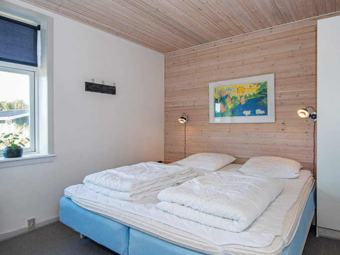 Bedroom 2, 6 person holiday home in Fanø, Fanø