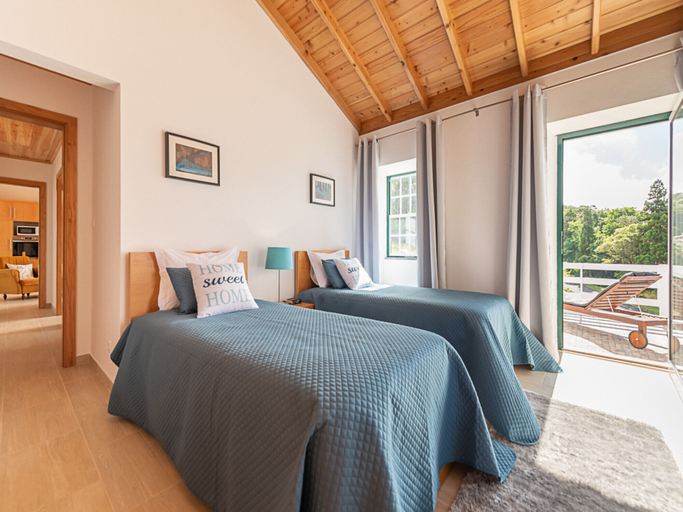 Bedroom 2, Villa Traditional, Pico by Izibookings, Lajes do Pico