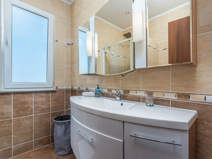 Bathroom 4, Villa Martina with private Pool and garden, Buje
