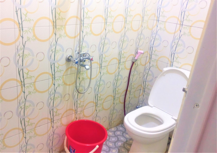 Bathroom, Menggala Cottage by ZUZU, Banyumas