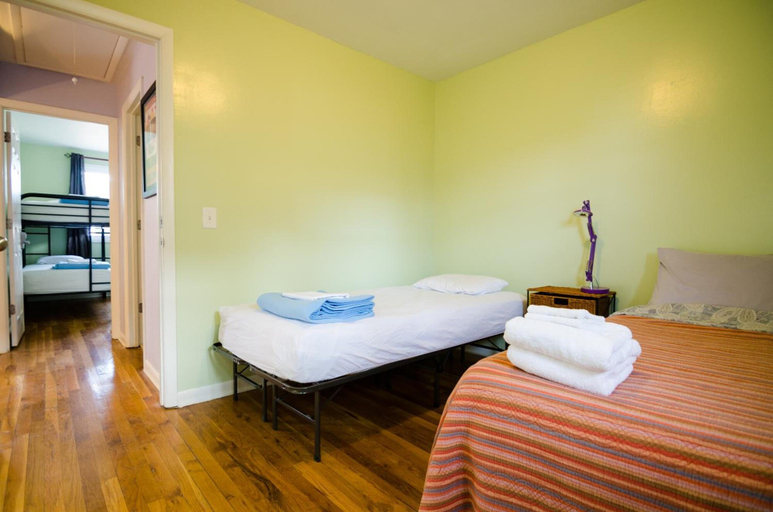 Bedroom 3, Music City Hostel, Davidson